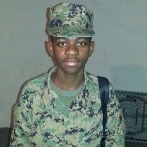 Meet your Posher, Ethan